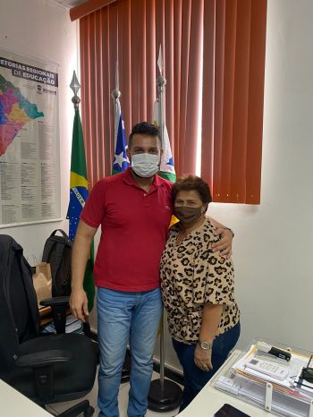 Gracinha vai à SEED para cobrar reformas em escolas de Itaporanga