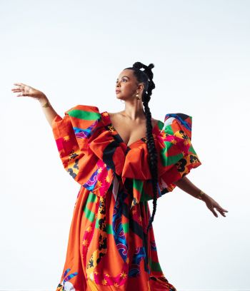 Héloa lança álbum com importantes nomes da música brasileira
