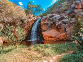 Descubra as Cachoeiras Encantadoras de Sergipe: Aventuras refrescantes em meio à exuberante natureza!