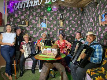 Sanfona: o instrumento que ultrapassa gerações e dá o tom aos festejos juninos no nordeste