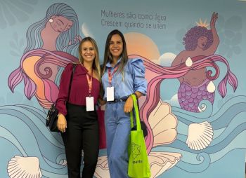 Enfermeiras obstetras representam Hospital Amparo de Maria no SIAPARTO em Fortaleza/CE