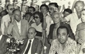 João Alves, na década de 80, na campanha de Tancredo Neves para presidente da República