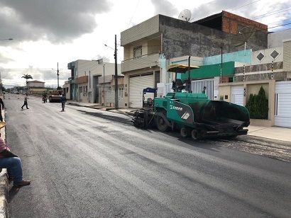 Prefeitura de Itabaiana executa ações de infraestrutura em diversos bairros do município