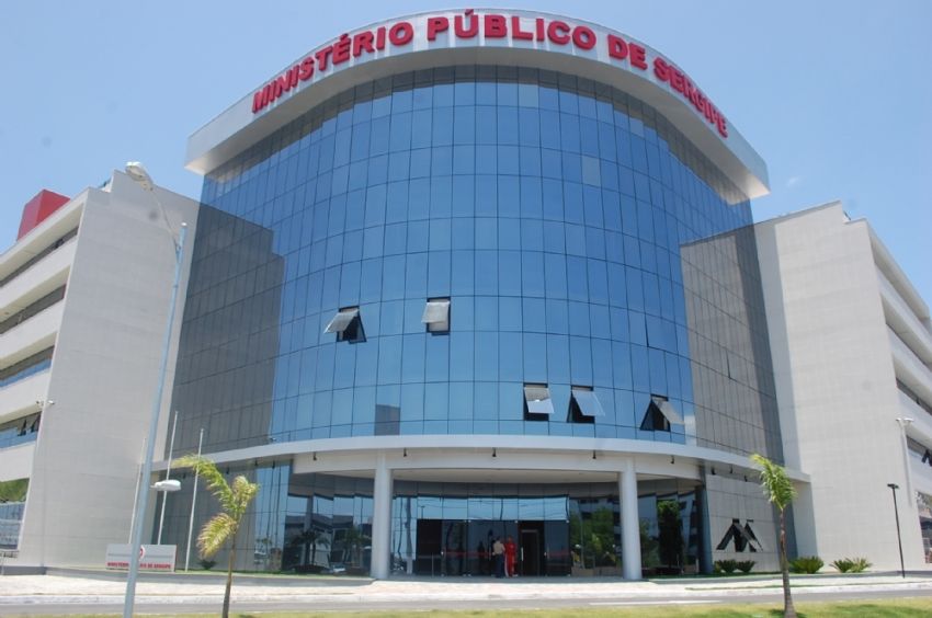 MP pede bloqueio das contas do Município de Laranjeiras